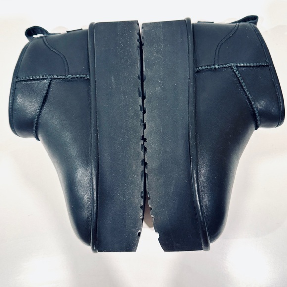 UGG WOMEN'S ULTRA MINI PLATFORM LEATHER SHEARLING LINED ANKLE BOOTS BLACK size 6 - Picture 10 of 14